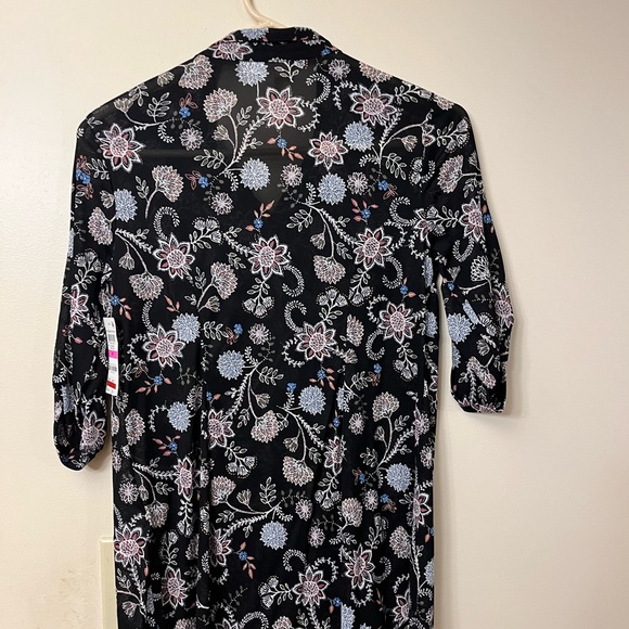 NWT Petite blouse - Picture 2 of 4